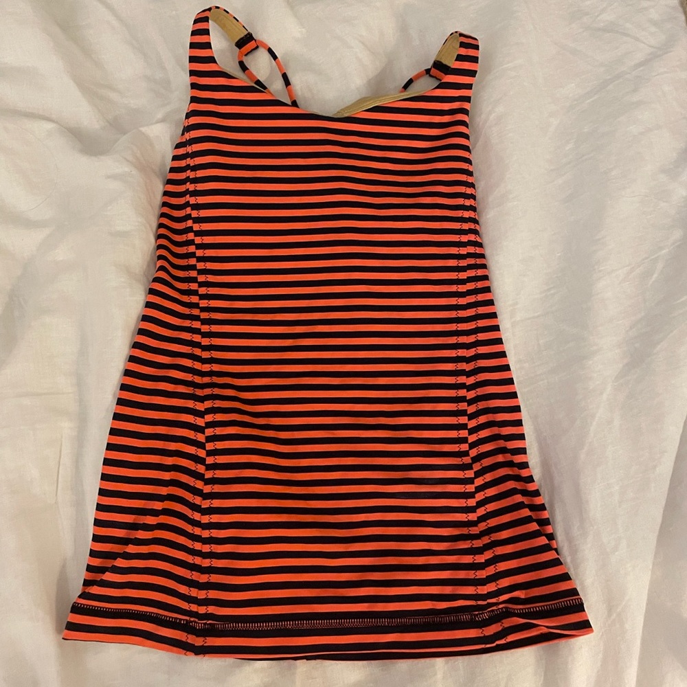 Lululemon workout tank